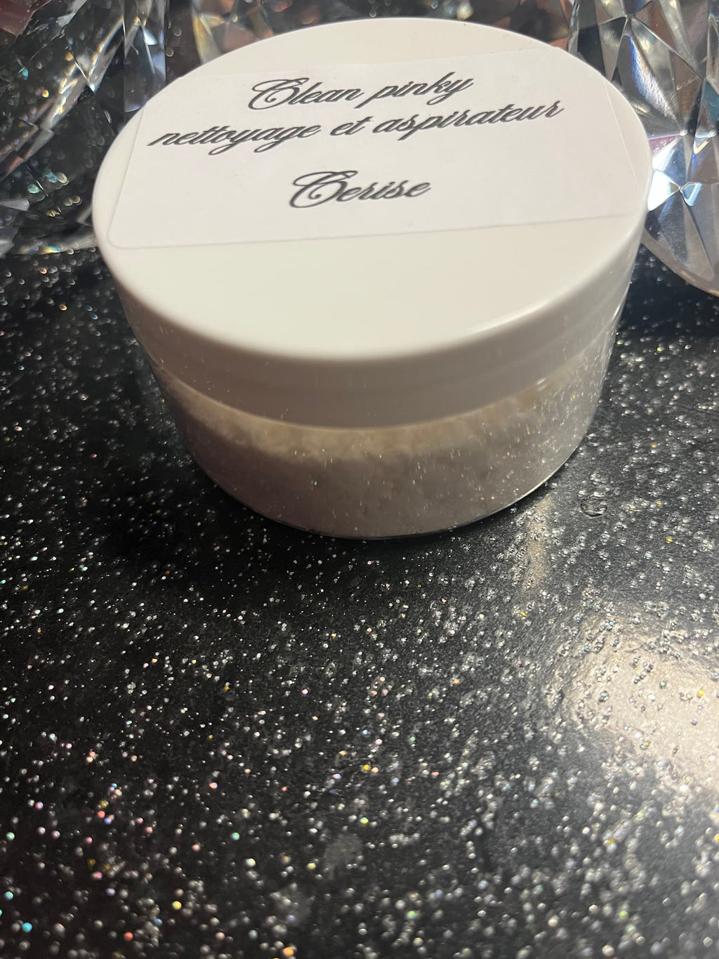 Poudre de ménage cerise