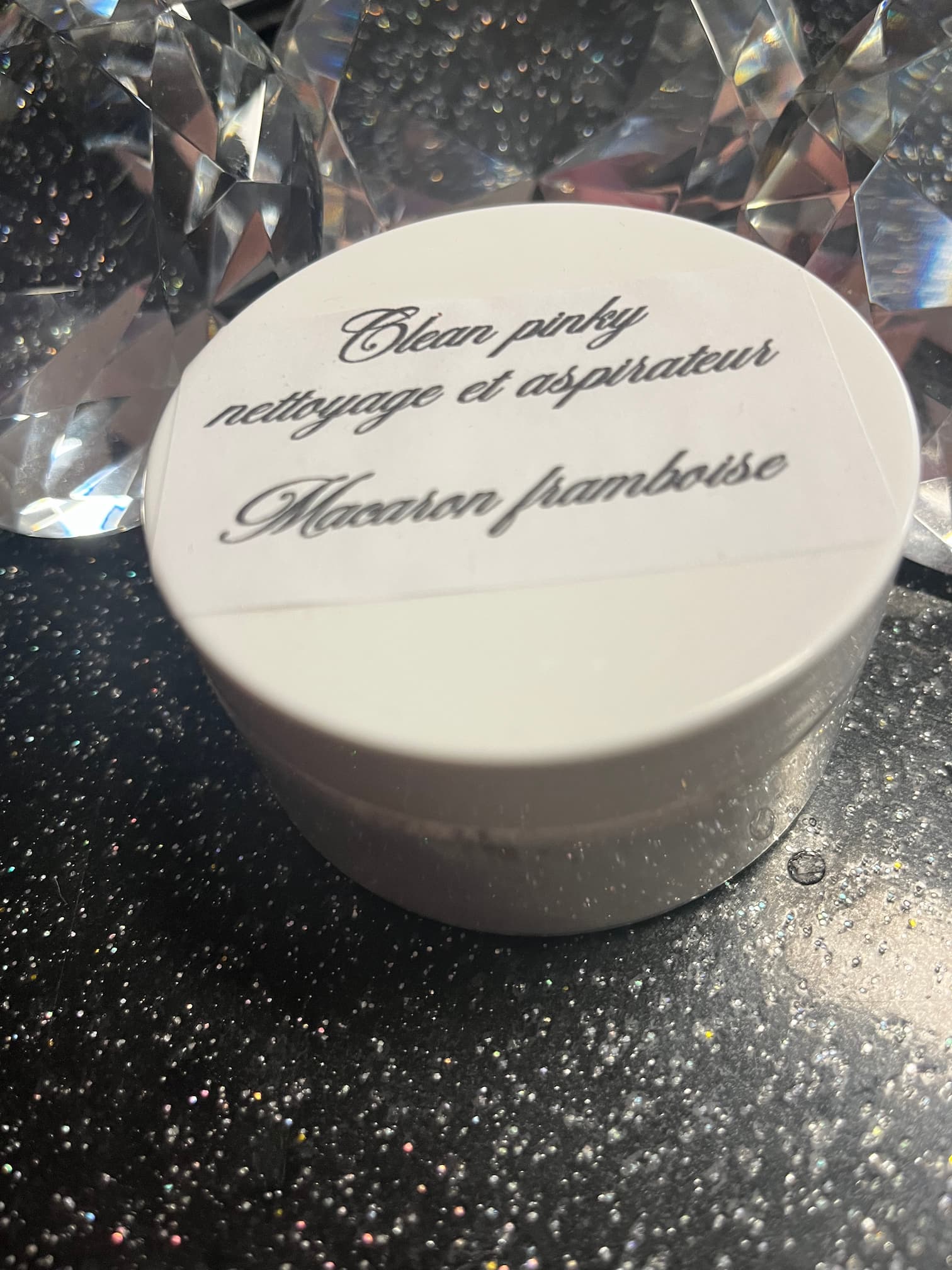 Poudre de ménage Macaron framboise violette